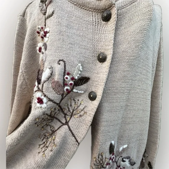 Coldwater Creek Beige Cardigan Floral Embroidery Cottagecore Cabincore.  Sz L - Picture 6 of 16